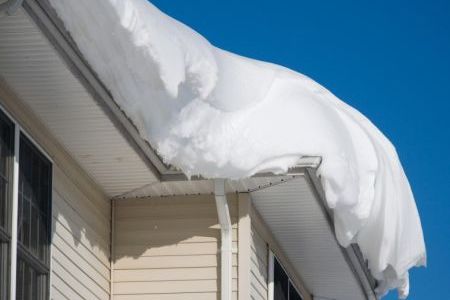 Roof snow removal - New Hampshire Pressure Washing